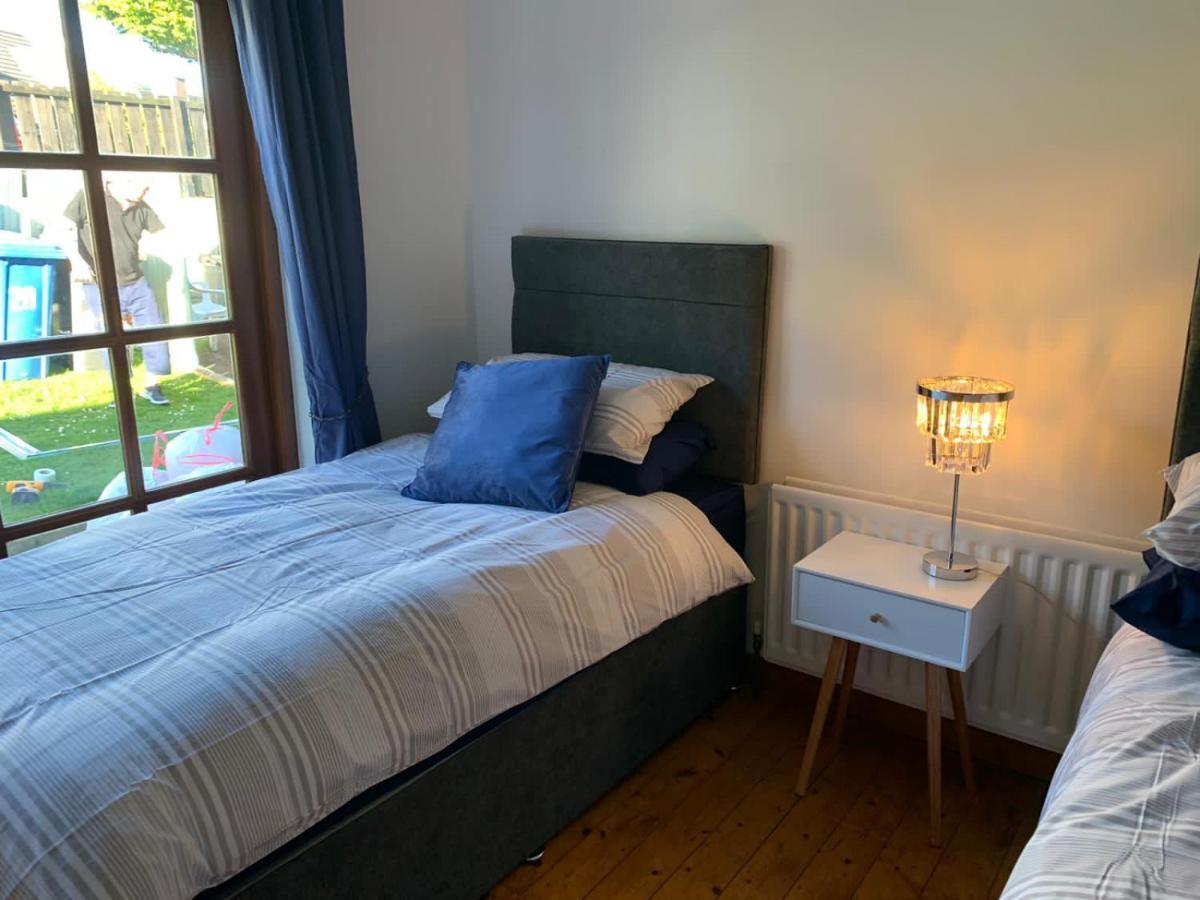 Holiday Home In Ballycastle - Fainne Na Cairde Ngoại thất bức ảnh