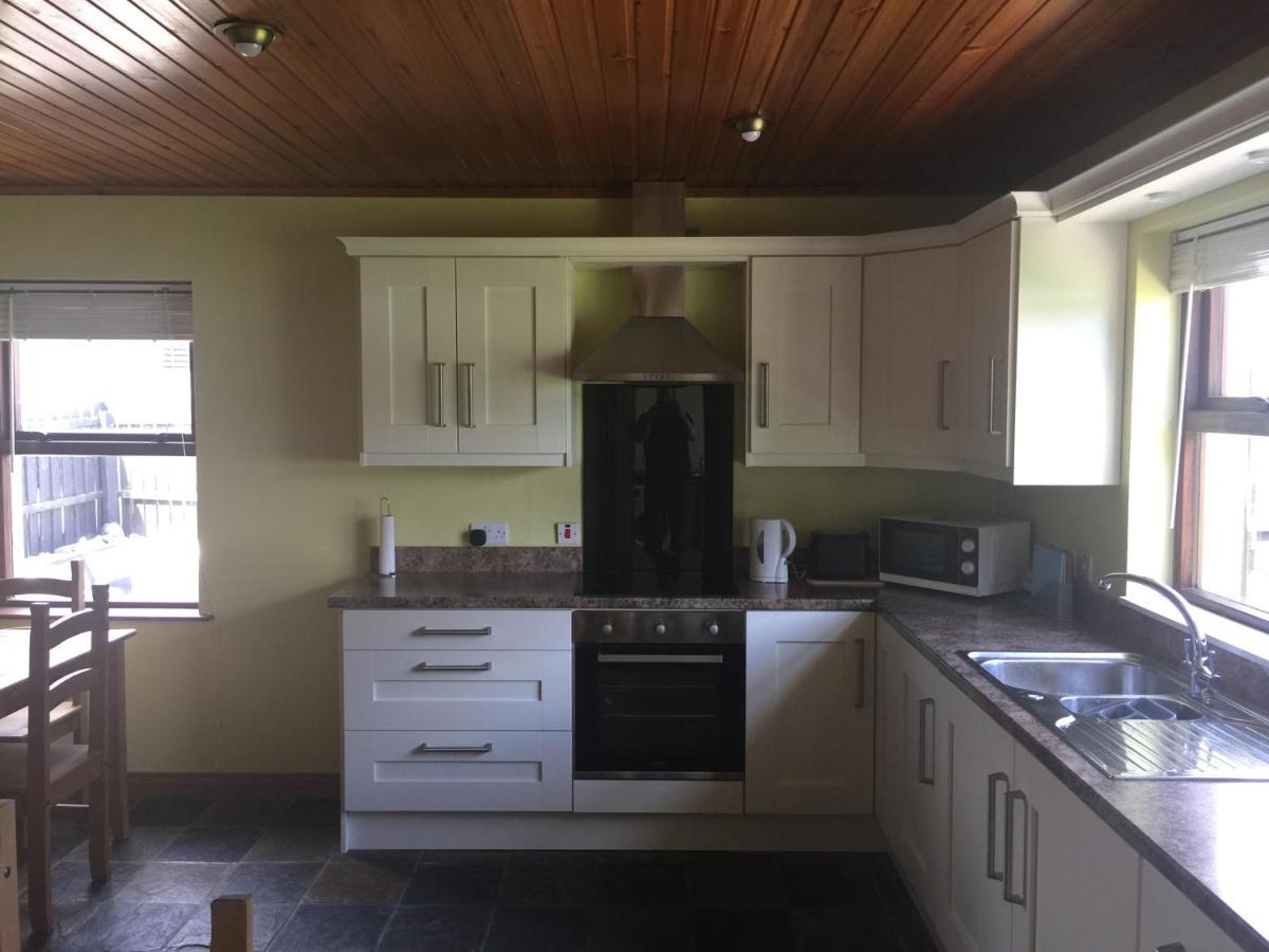 Holiday Home In Ballycastle - Fainne Na Cairde Ngoại thất bức ảnh