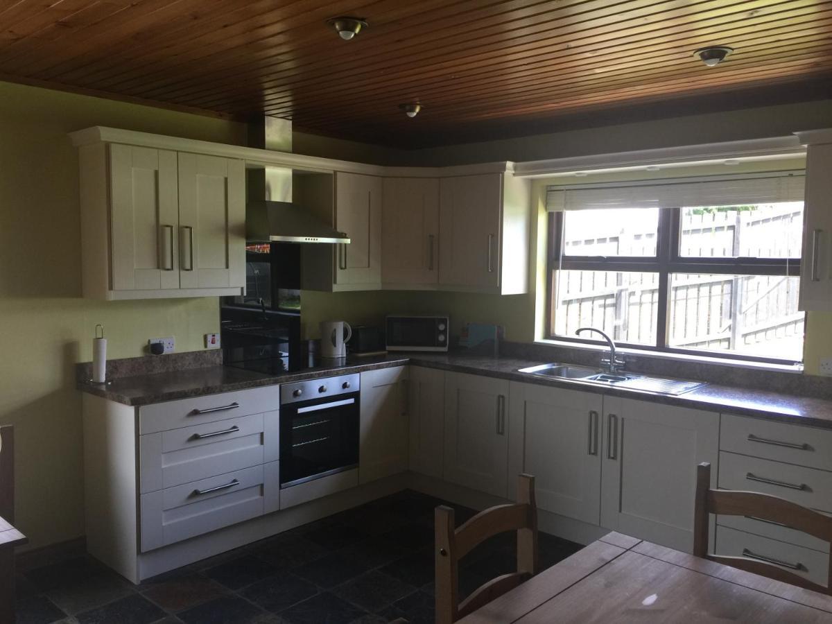 Holiday Home In Ballycastle - Fainne Na Cairde Ngoại thất bức ảnh