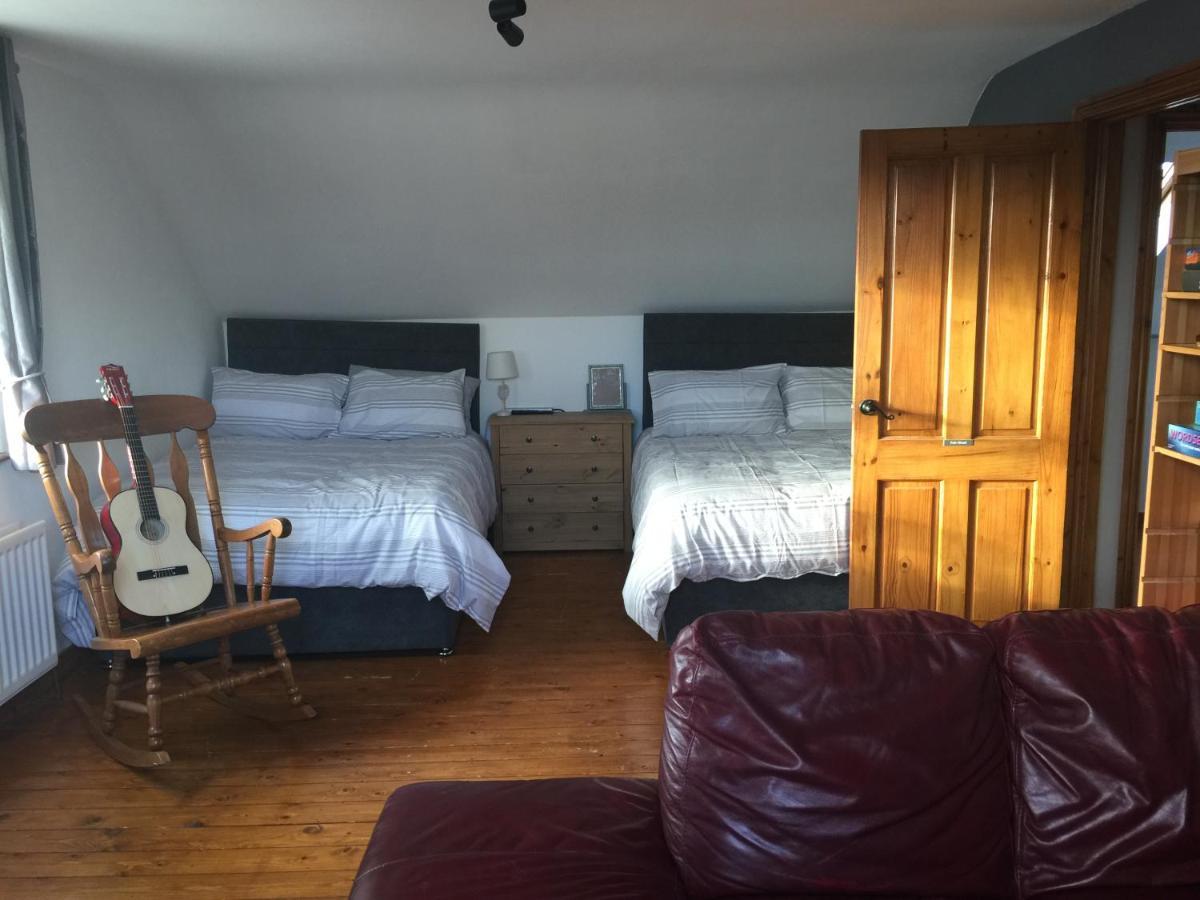 Holiday Home In Ballycastle - Fainne Na Cairde Ngoại thất bức ảnh