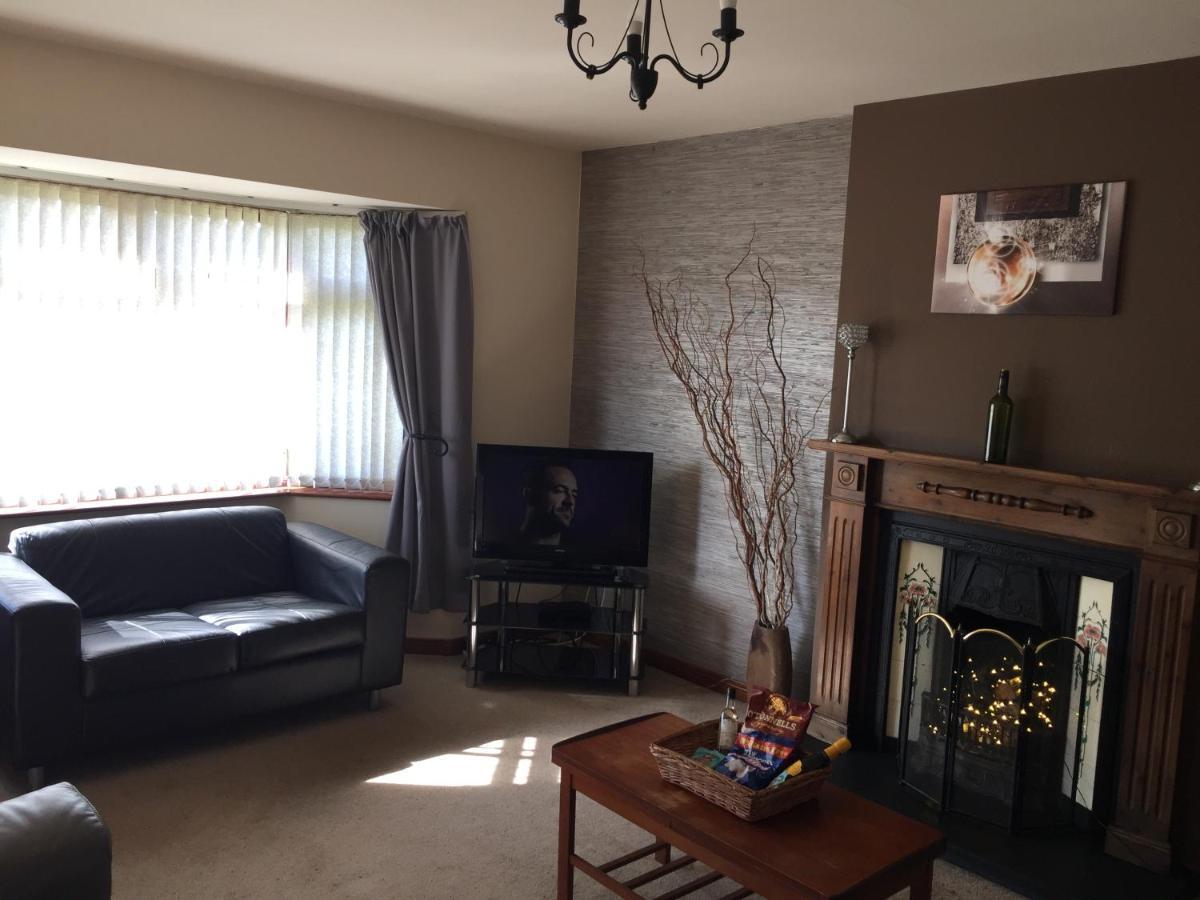 Holiday Home In Ballycastle - Fainne Na Cairde Ngoại thất bức ảnh