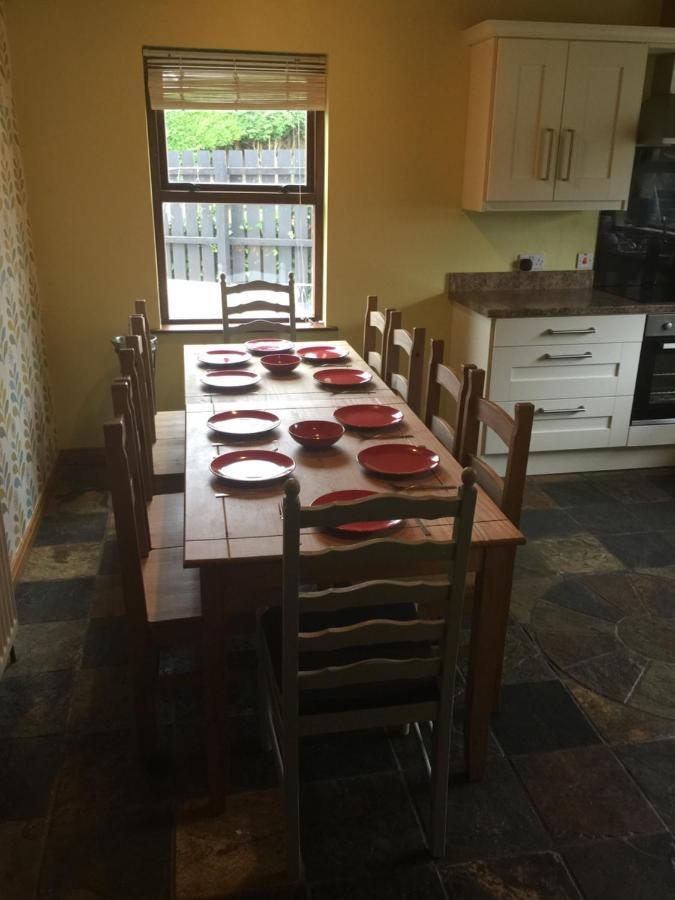 Holiday Home In Ballycastle - Fainne Na Cairde Ngoại thất bức ảnh